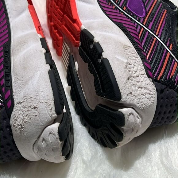 Brooks Adrenaline GTS 19 size 6.5M.  B69 - Picture 8 of 12